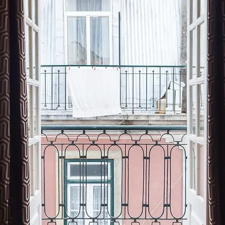 Charming Historical Apartment *